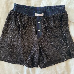 Hand Over Ex-Boyfriend Boxers / César (black sequin)